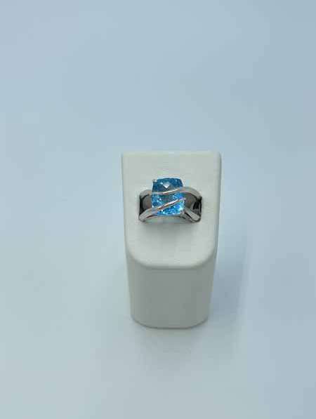 Valina Swiss Blue Topaz Ring