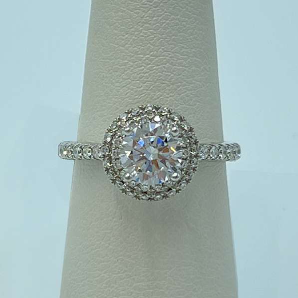 Valina Halo Diamond Engagement Ring