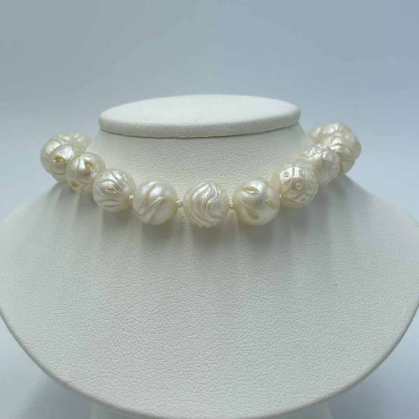 Queen Fresh White Pearl Bracelet