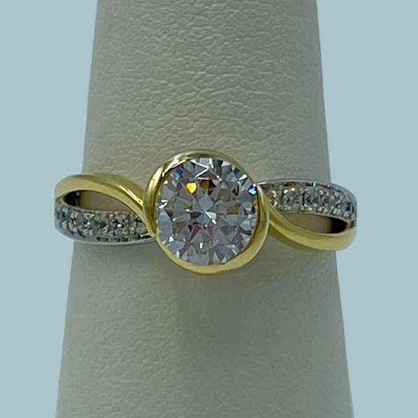 Valina Two Tone Round Diamond Engagement Ring