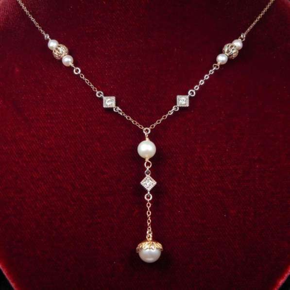 Allure Custom Diamond and Pearl Lariat Necklace